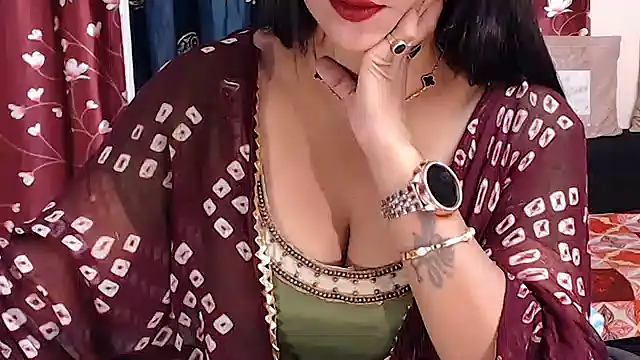 Naiaa-mylove online show from June 13, 6:33 am