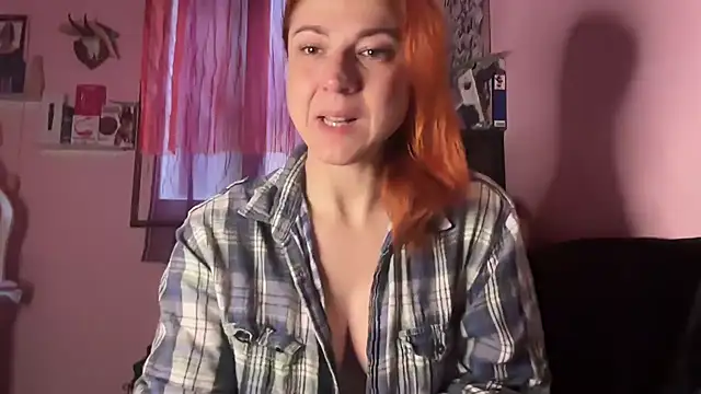 Nikky Divine online show from February 12, 7:36 am