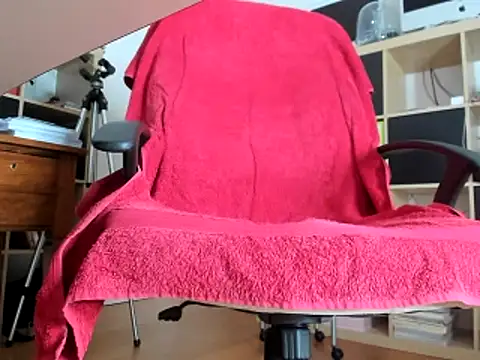 Snapshot of leccaleccafiga chatting on February 18, 6:26 pm leccaleccafiga online show from February 18, 6:26 pm