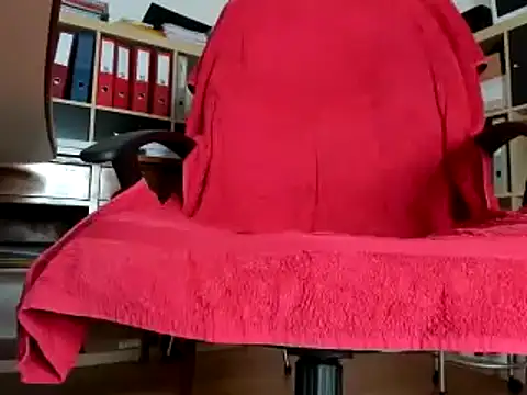 Snapshot of leccaleccafiga chatting on February 20, 9:22 am leccaleccafiga online show from February 20, 9:22 am