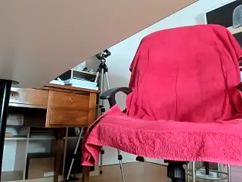 Snapshot of leccaleccafiga chatting on February 23, 8:11 pm leccaleccafiga online show from February 23, 8:11 pm