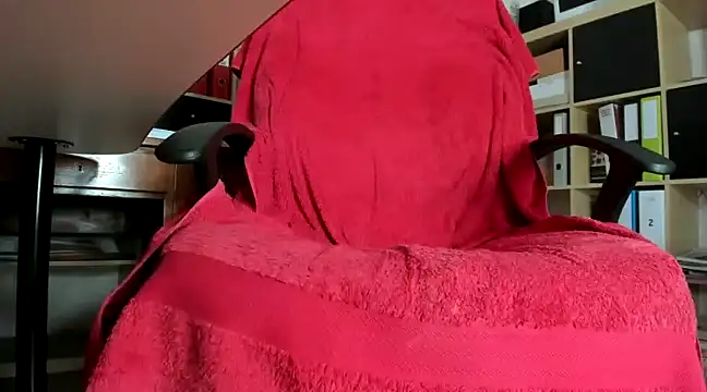 Snapshot of leccaleccafiga chatting on March 13, 8:11 pm leccaleccafiga online show from March 13, 8:11 pm