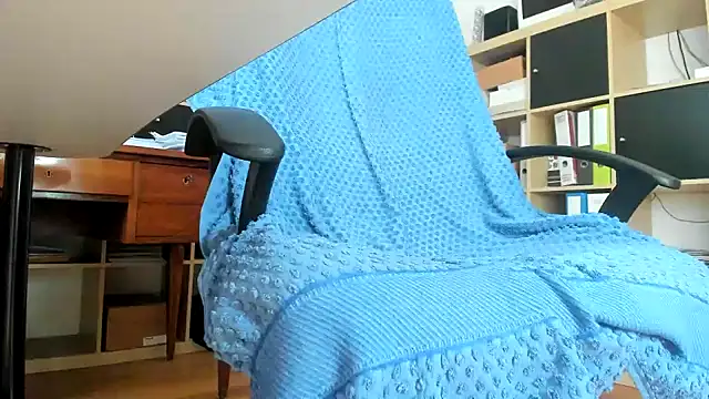 Snapshot of leccaleccafiga chatting on September 24, 3:37 pm leccaleccafiga online show from September 24, 3:37 pm