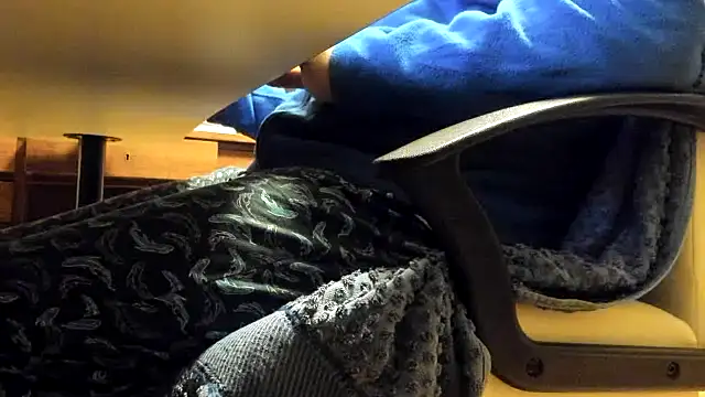 Snapshot of leccaleccafiga chatting on November 21, 9:35 pm leccaleccafiga online show from November 21, 9:35 pm