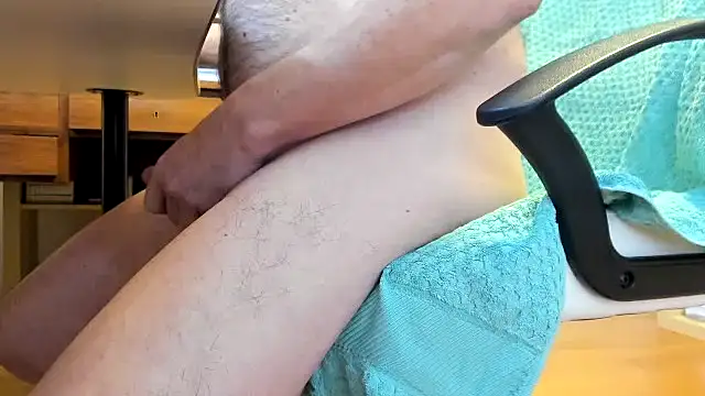 Snapshot of leccaleccafiga chatting on January 16, 9:13 am leccaleccafiga online show from January 16, 9:13 am