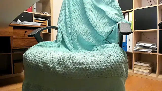 Snapshot of leccaleccafiga chatting on February 6, 10:02 pm leccaleccafiga online show from February 6, 10:02 pm