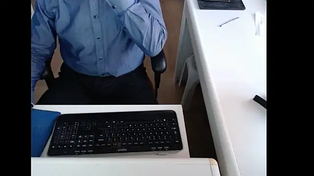 dutchpornking online show from December 15, 7:56 am