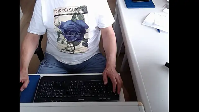 dutchpornking online show from June 5, 6:52 am