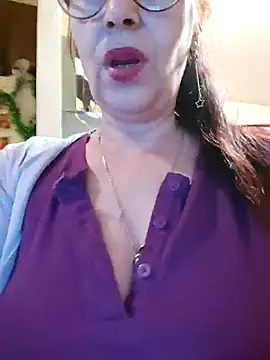 Chriss Tinaa online show from January 8, 5:05 am