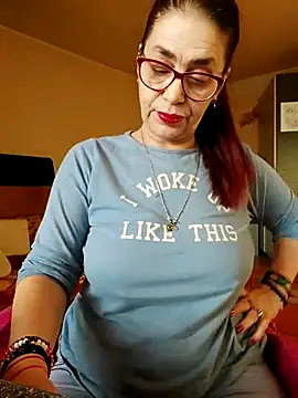 Chriss Tinaa online show from March 12, 5:35 am