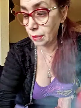Chriss Tinaa online show from April 28, 4:28 am