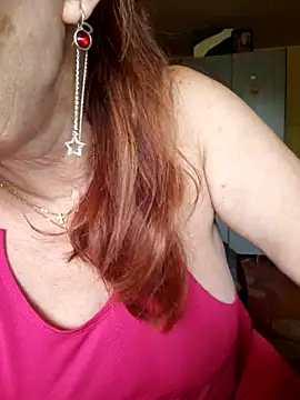 Snapshot of Chriss_Tinaa chatting on June 24, 3:49 am Chriss Tinaa online show from June 24, 3:49 am