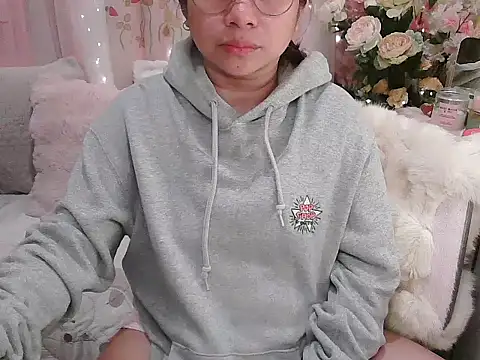 OhmyPinay online show from June 8, 12:03 am