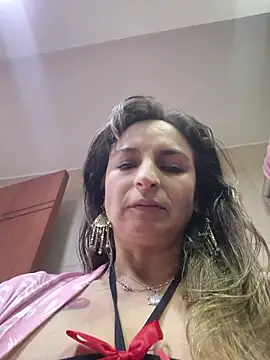 marilyn love6969 online show from June 5, 3:18 pm