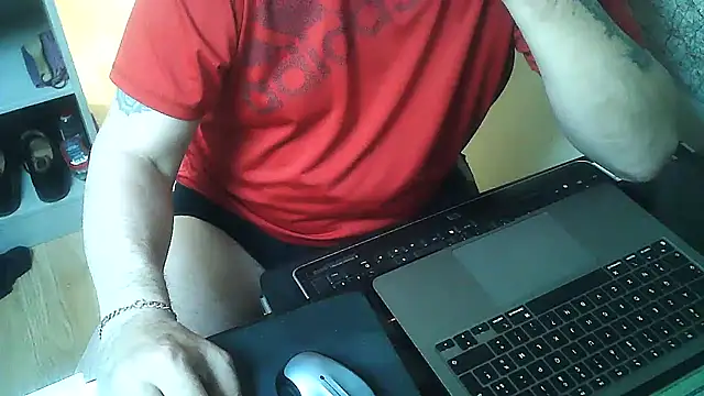 Snapshot of DUDURA@xh chatting on March 18, 3:04 pm DUDURAxh online show from March 18, 3:04 pm