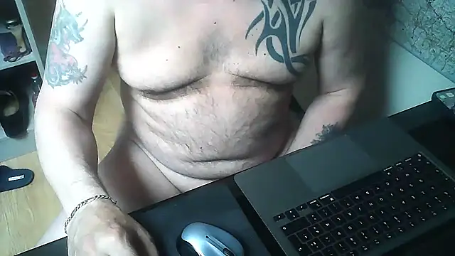 Snapshot of DUDURA@xh chatting on May 18, 7:03 am DUDURAxh online show from May 18, 7:03 am