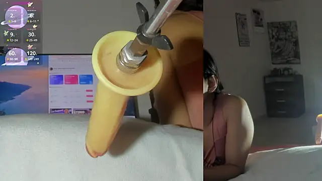 sofi velez online show from July 12, 5:04 pm