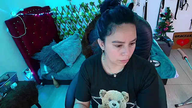 elektra 32 online show from January 13, 11:48 am