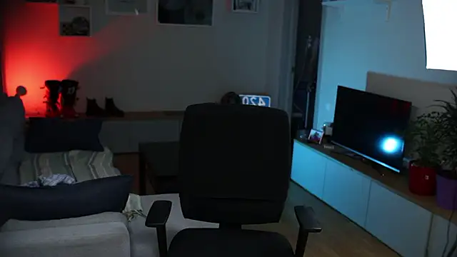 kevin-park online show from December 1, 7:47 pm