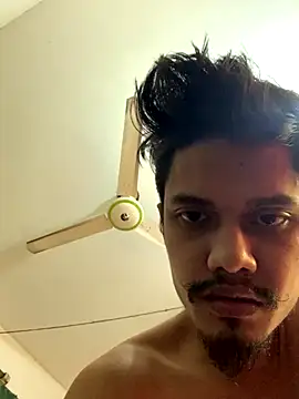 Black 8inch Jordi online show from December 4, 7:28 am