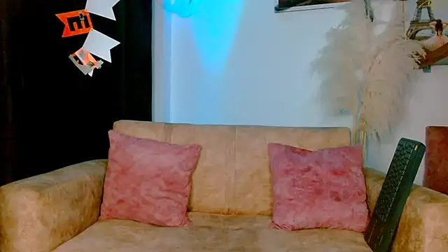 veronica villalba online show from November 2, 2:14 am