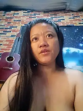 Snapshot of Urchanel chatting on February 2, 9:45 pm Urchanel online show from February 2, 9:45 pm