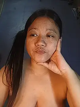 Snapshot of Urchanel chatting on November 14, 12:15 pm Urchanel online show from November 14, 12:15 pm