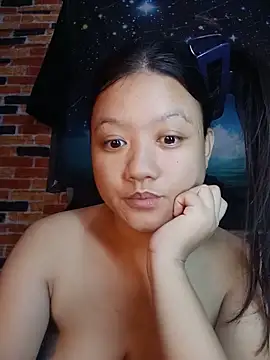 Snapshot of Urchanel chatting on May 30, 10:51 pm Urchanel online show from May 30, 10:51 pm