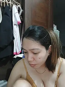 MissKitty31 online show from July 29, 5:27 am