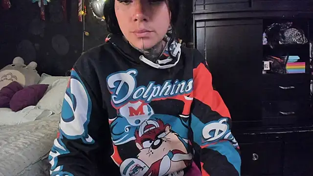 Snapshot of Lilmarieee chatting on November 6, 8:54 pm Lilmarieee online show from November 6, 8:54 pm