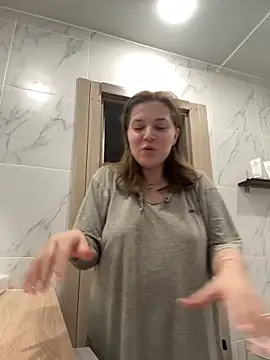 Snapshot of Evahadson chatting on January 27, 7:45 am Evahadson online show from January 27, 7:45 am