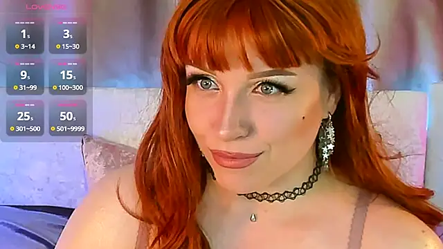 Snapshot of RoseRoxy chatting on June 26, 8:13 pm RoseRoxy online show from June 26, 8:13 pm