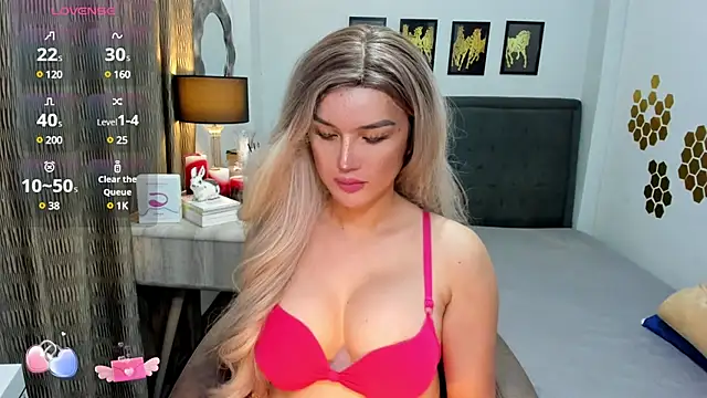 Snapshot of TwilightMistress69 chatting on February 1, 10:15 am TwilightMistress69 online show from February 1, 10:15 am