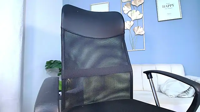 Elahyjackson online show from October 8, 9:01 pm