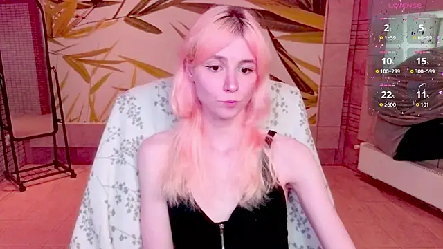 Snapshot of fleximona chatting on July 17, 9:27 am fleximona online show from July 17, 9:27 am