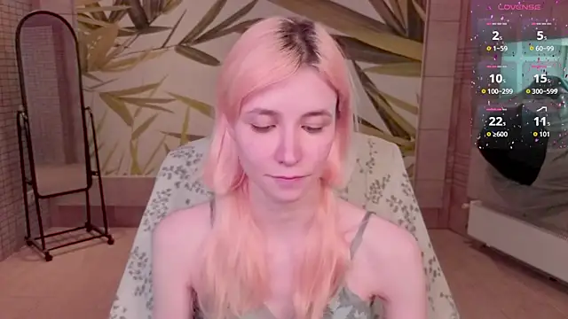 Snapshot of fleximona chatting on July 23, 8:56 am fleximona online show from July 23, 8:56 am