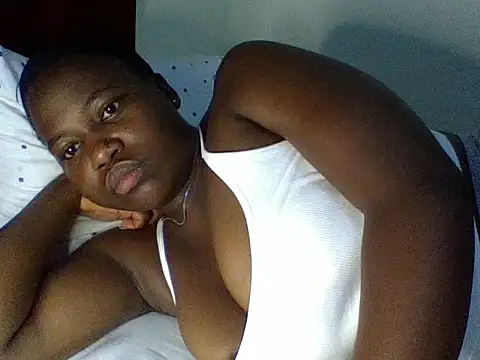 cute-marianna online show from April 28, 4:06 am