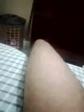 Snapshot of netoxtreme3131 chatting on December 20, 11:50 am netoxtreme3131 online show from December 20, 11:50 am