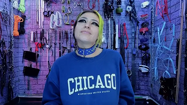 Snapshot of PANDORANEZZ chatting on March 18, 9:10 pm PANDORANEZZ online show from March 18, 9:10 pm