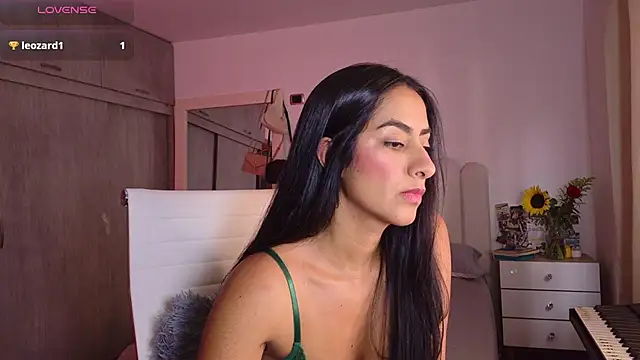 Snapshot of Brown_skin11 chatting on July 12, 8:44 pm Brown skin11 online show from July 12, 8:44 pm