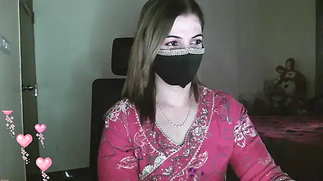 Snapshot of Cute_Sonii chatting on December 15, 9:35 am Cute Sonii online show from December 15, 9:35 am