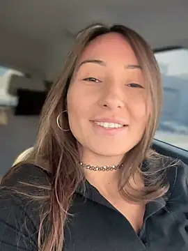 Snapshot of YOUR-KARINA chatting on December 25, 9:34 am YOUR-KARINA online show from December 25, 9:34 am