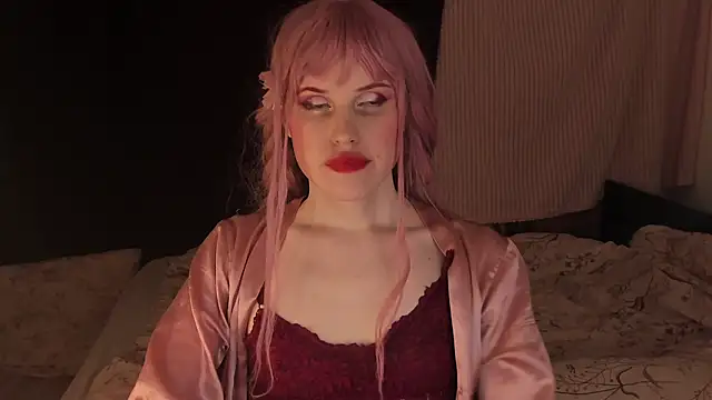 EffieMinki online show from December 19, 7:40 am