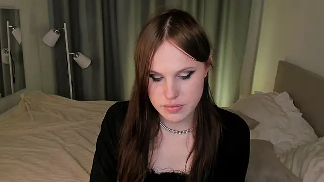 EffieMinki online show from May 18, 4:07 am