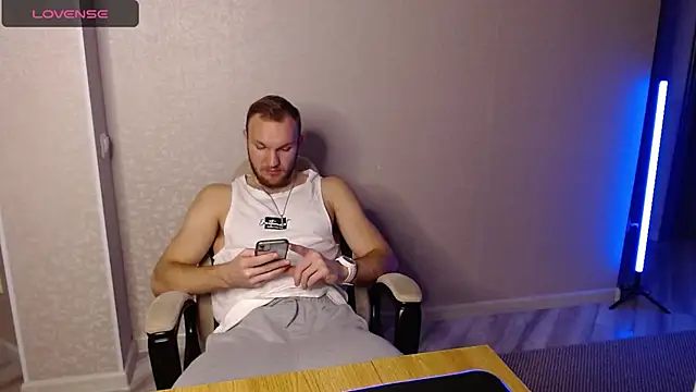 Toress1 online show from January 18, 4:53 pm