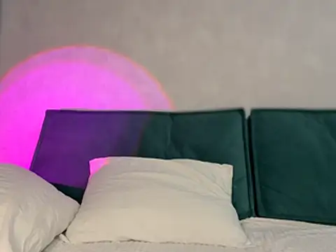 Kira Quinn online show from February 5, 7:13 am