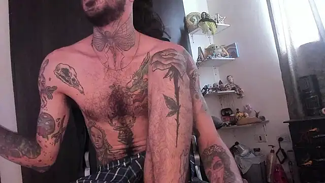 Snapshot of harry_reems1 chatting on October 28, 3:47 pm harry reems1 online show from October 28, 3:47 pm