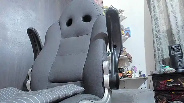 Snapshot of harry_reems1 chatting on November 5, 11:54 am harry reems1 online show from November 5, 11:54 am