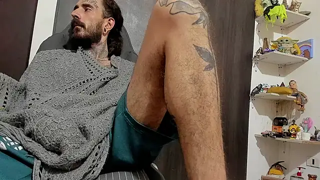 Snapshot of harry_reems1 chatting on November 30, 2:26 am harry reems1 online show from November 30, 2:26 am