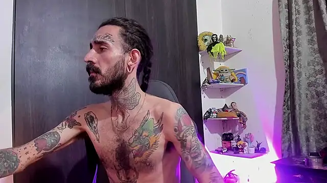 Snapshot of harry_reems1 chatting on December 5, 12:08 am harry reems1 online show from December 5, 12:08 am